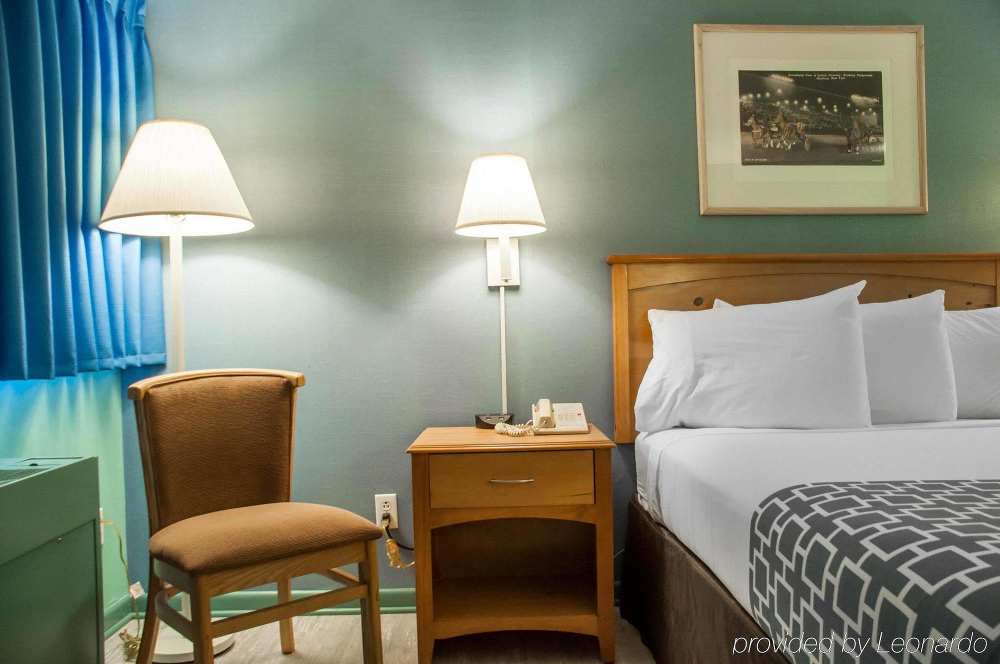 Econo Lodge Buffalo South Blasdell المظهر الخارجي الصورة